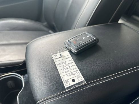 Used 2022 Jeep Grand Cherokee Limited image 27