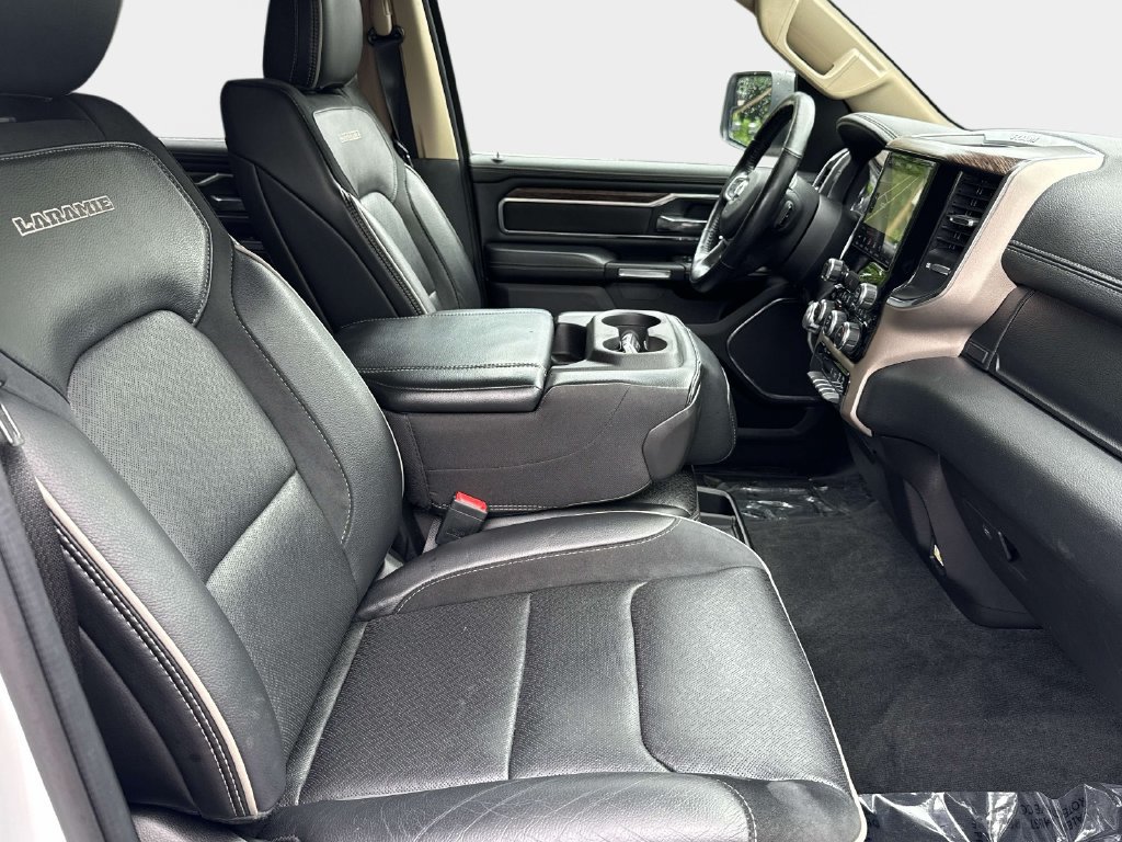 Used 2019 RAM 1500 Laramie AWD/4WD image 9