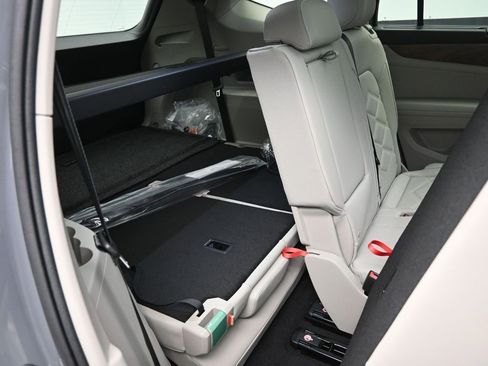 New 2026 Volkswagen Atlas SE FWD image 27