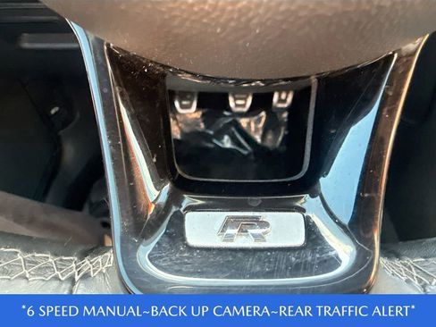 Used 2019 Volkswagen Golf R 4-Door image 35