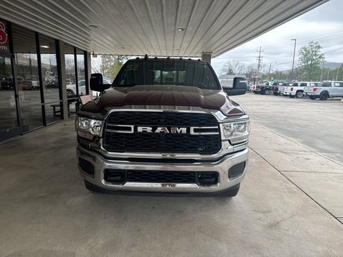 Used 2024 RAM 3500 Tradesman w/ Chrome Appearance Group AWD/4WD image 2