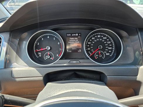 Used 2019 Volkswagen Golf S FWD image 13