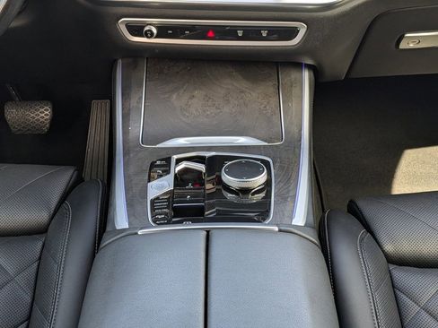 Used 2024 BMW X5 xDrive40i image 21