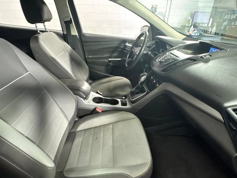 Used 2013 Ford Escape SE AWD/4WD image 23