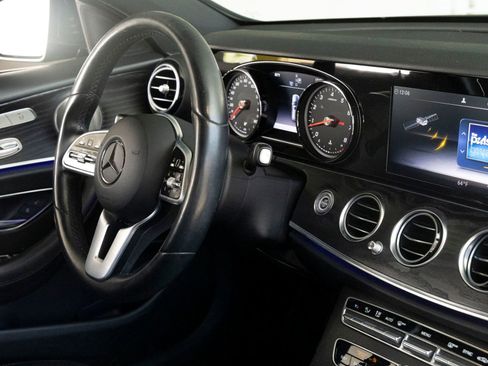 Used 2019 Mercedes-Benz E 450 4MATIC Wagon image 29