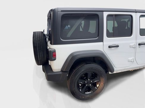 Used 2022 Jeep Wrangler Unlimited Sport AWD/4WD image 18