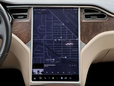 Used 2017 Tesla Model X 100D image 19