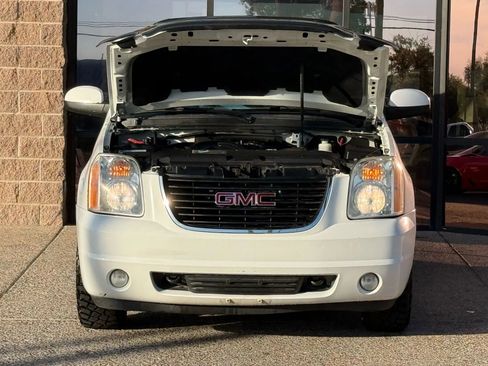 Used 2008 GMC Yukon SLT w/ SLT Preferred Equipment Group image 21
