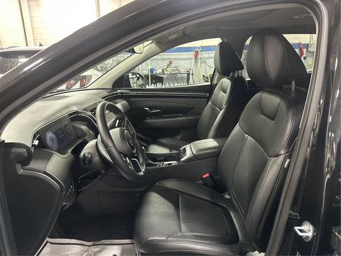 Certified 2024 Hyundai Tucson SEL w/ Convenience Package AWD/4WD image 9