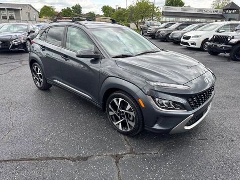 Used 2022 Hyundai Kona Limited FWD image 7