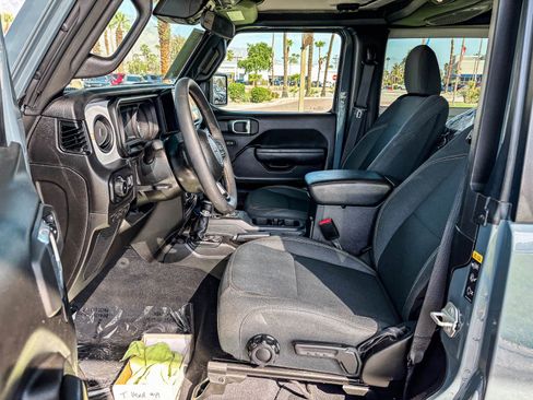 Used 2024 Jeep Wrangler Sport AWD/4WD image 16