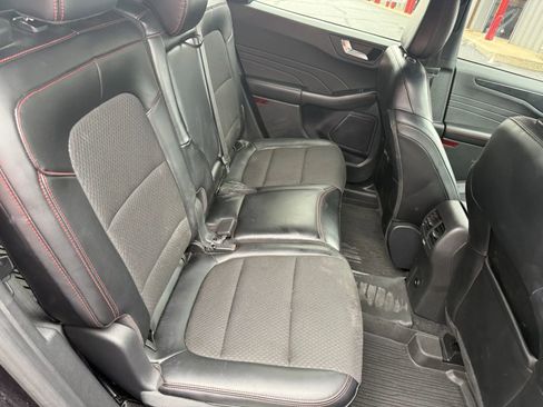 Used 2024 Ford Escape ST-Line Select w/ Tech Pack #1 AWD/4WD image 10