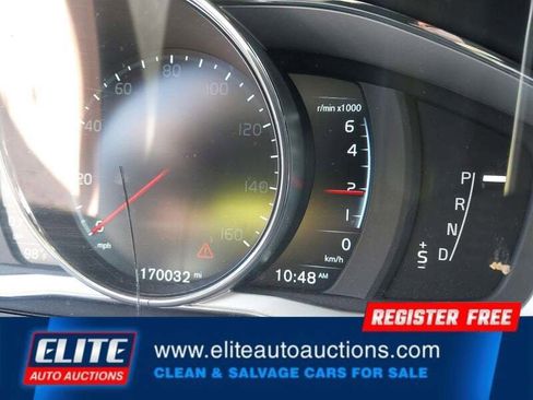 Used 2015 Volvo XC60 T5 Premier FWD image 13