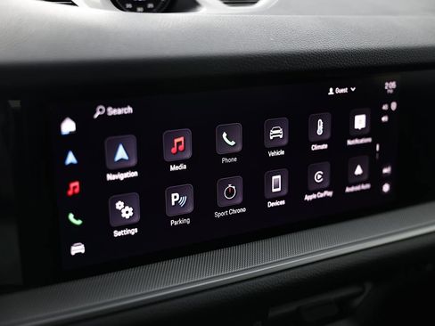 Certified 2025 Porsche Cayenne AWD/4WD image 37