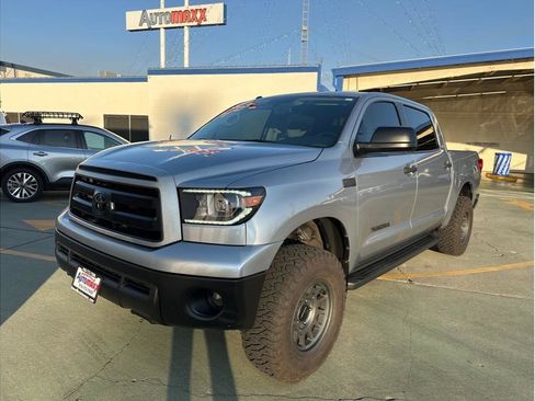Used 2011 Toyota Tundra 2WD CrewMax w/ SR5 Pkg image 2