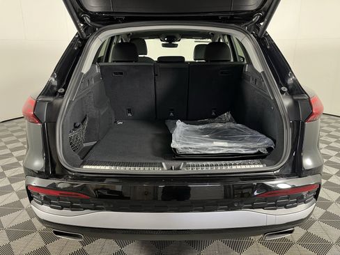 Used 2025 Audi Q5 Premium Plus w/ Premium Plus image 24