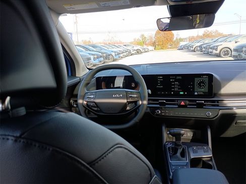 New 2026 Kia Sportage EX w/ EX Panorama Roof Package image 15