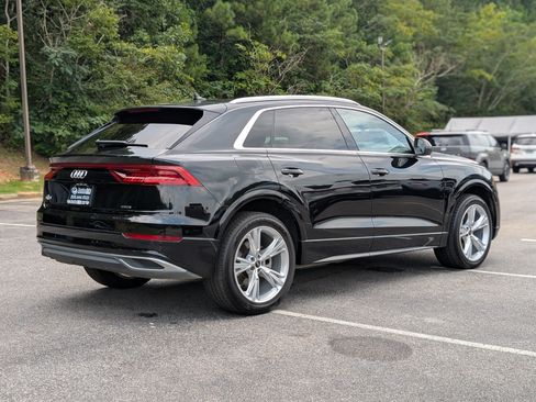 Used 2023 Audi Q8 Premium AWD/4WD image 9
