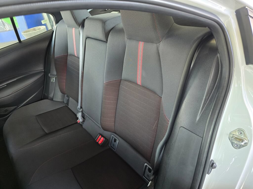 Used 2024 Toyota Corolla SE w/ SE Package FWD image 17