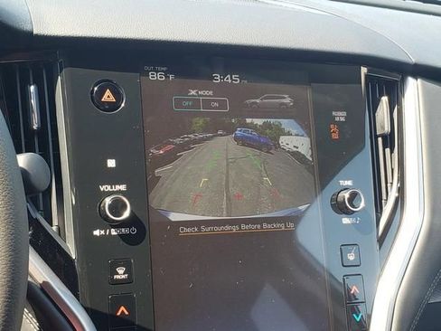 Used 2025 Subaru Outback Premium image 19