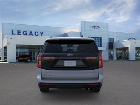 New 2025 Ford Expedition Platinum w/ Stealth Performance Package image 5