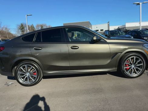 Used 2021 BMW X6 xDrive40i w/ M Sport Package image 9