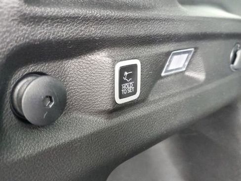 Certified 2024 Jeep Grand Cherokee L Altitude image 25