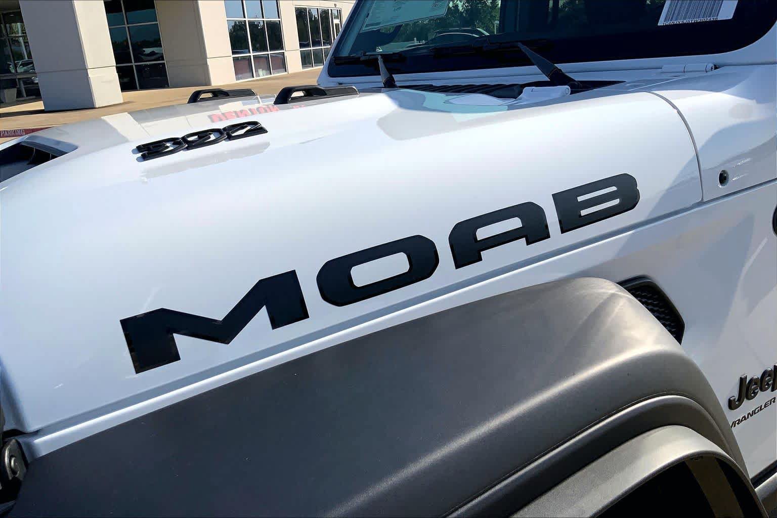 New 2026 Jeep Wrangler Unlimited Rubicon 392 w/ Quick Order Package 27X Moab AWD/4WD image 15