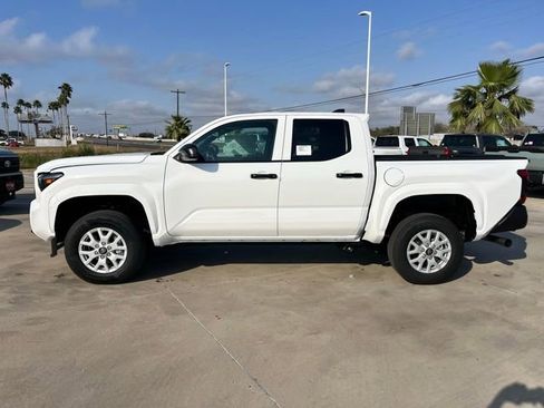 New 2026 Toyota Tacoma SR AWD/4WD image 4