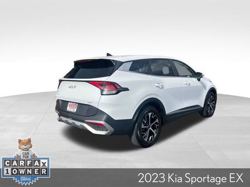 Used 2023 Kia Sportage EX image 6