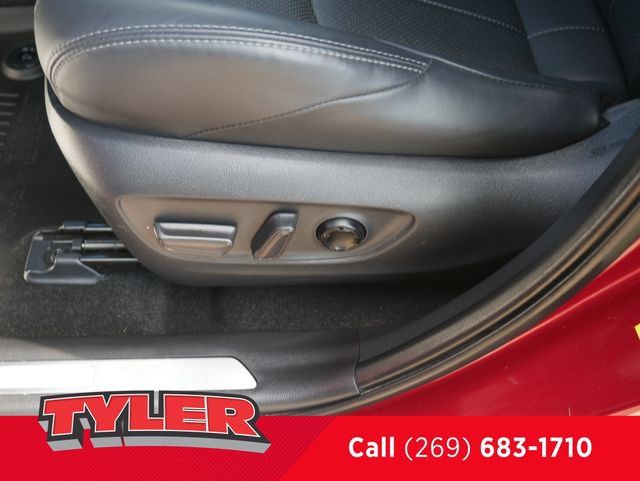 Used 2023 Toyota Venza Limited AWD/4WD image 21