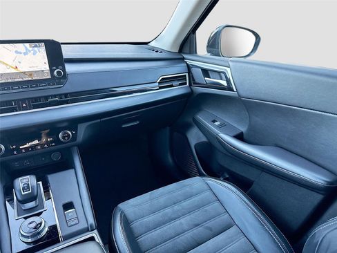 Used 2024 Mitsubishi Outlander SE image 23