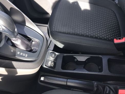 Used 2020 Ford Transit Connect XLT image 20