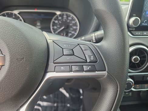 Used 2023 Nissan Sentra SV FWD image 22