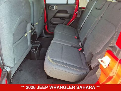 Used 2026 Jeep Wrangler Unlimited Sahara AWD/4WD image 18