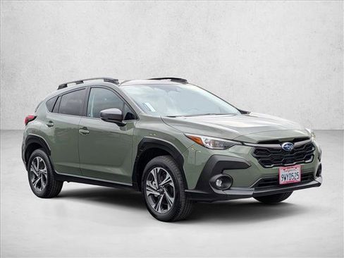 Used 2026 Subaru Crosstrek 2.0i Premium AWD/4WD image 4