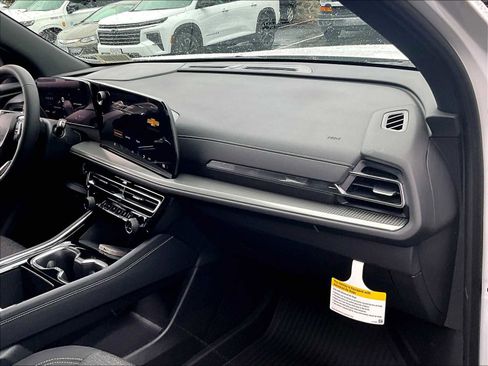 New 2026 Chevrolet Traverse LT w/ Midnight/Sport Edition image 10