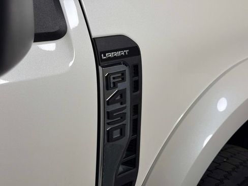 Used 2024 Ford F450 Lariat w/ Lariat Ultimate Package AWD/4WD image 18