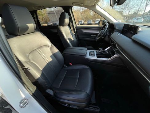 Used 2025 MAZDA CX-70 3.3 Turbo w/ Preferred Package image 33