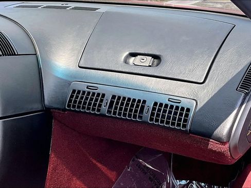 Used 1993 Chevrolet Corvette ZR1 RWD image 25