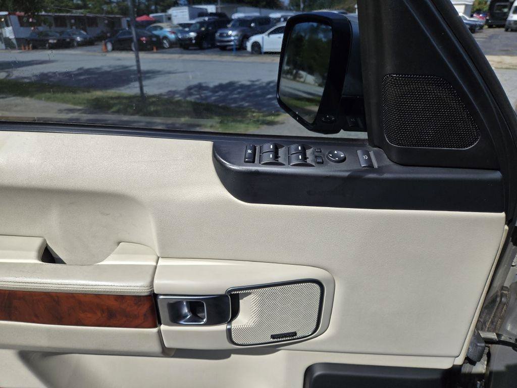 Used 2012 Land Rover Range Rover HSE LUX AWD/4WD image 13