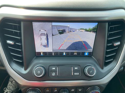 Used 2023 GMC Acadia AT4 w/ Technology Package AWD/4WD image 20