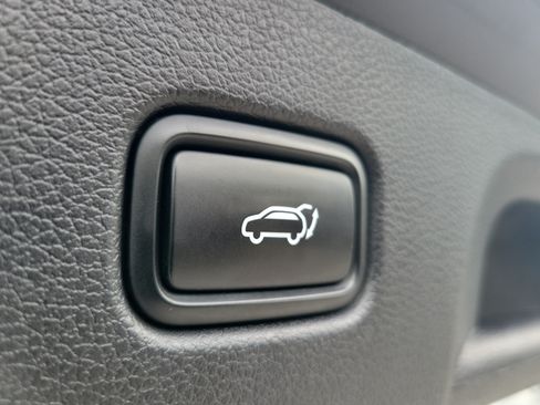 Used 2024 Hyundai Palisade Calligraphy FWD image 11