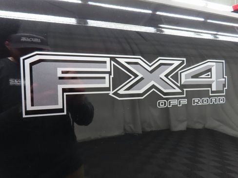 Used 2024 Ford F350 Lariat w/ Black Appearance Package image 59