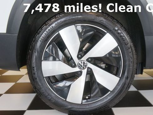 Certified 2025 Volkswagen Taos S image 86