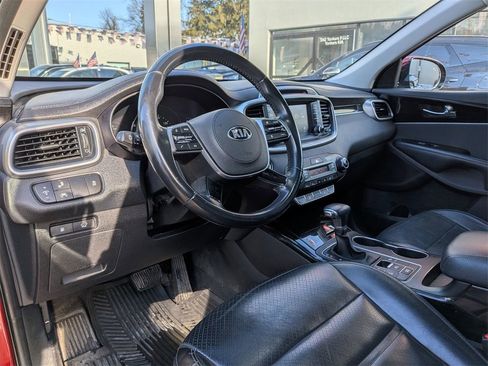 Used 2019 Kia Sorento EX image 13