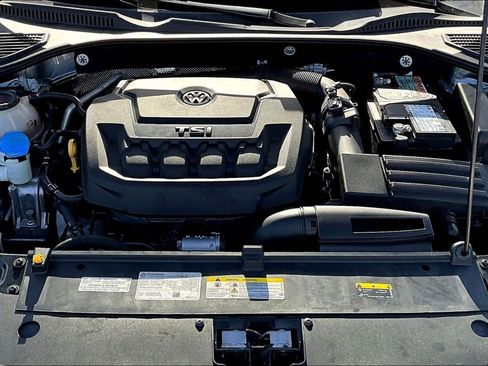 Used 2022 Volkswagen Passat 2.0T SE image 30