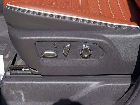 New 2026 GMC Sierra 2500 Denali Ultimate w/ Max Trailering Package image 19