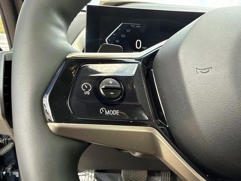 Used 2025 BMW X3 xDrive30i image 36