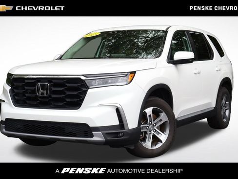 Used 2025 Honda Pilot EX-L image 1